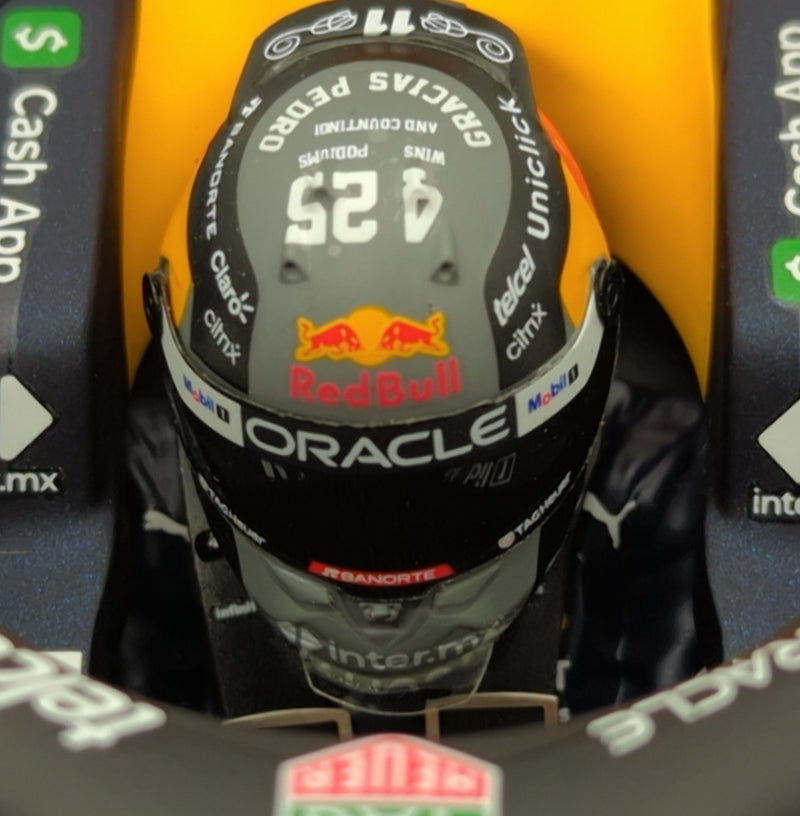Laden Sie das Bild in Galerie -Viewer, Spark model 1/12 Oracle Red Bull Racing RB18 #11 Winner Monaco GP 2022 Perez - Used

