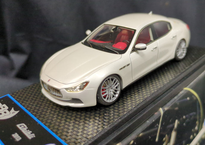 BBR Models CONCEPT43 1/43 Maserati Ghibli 2013 Bianco Alpi White BBRC121B - Used