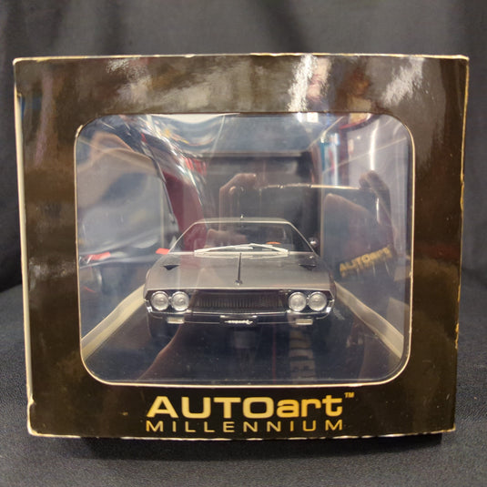 AUTOart Millennium 1/18 Lamborghini Espada Silver 74051 - Used