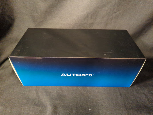 AUTOart 1/18 Dodge Challenger R/T Scat Pack Widebody 2022 Purple Composite - Used