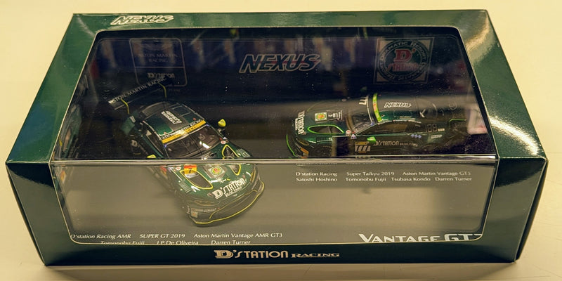 Laden Sie das Bild in Galerie -Viewer, Spark Model 1/43 D&#39;station Racing Aston Martin Vantage AMR GT3 Super GT Taikyu Set - Used
