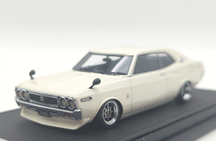 ignition model 1/43 Hayashi Wheel Nissan Laurel 2000SGX (C130) White - Used