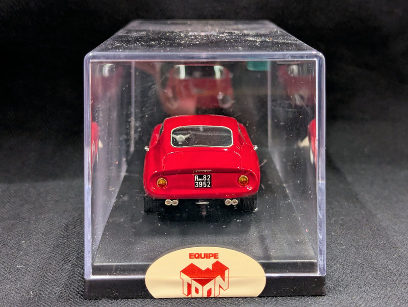 Carica immagine in Galleria Viewer, Tron Models 1/43 Bee Bop F.275GTB ch 6021 GT No.422 Maglione 1965 - Used
