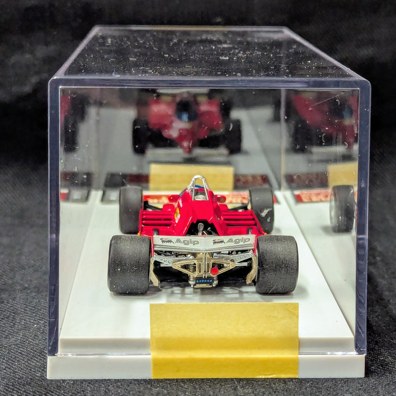 Carica immagine in Galleria Viewer, Tameo Kits 1/43 Ferrari 126 CK GP USA West 1981 Gilles Villeneuve TMB045 - Used
