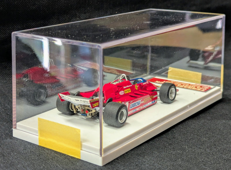 Carica immagine in Galleria Viewer, Tameo Kits 1/43 Ferrari 126 CK GP USA West 1981 Gilles Villeneuve TMB045 - Used
