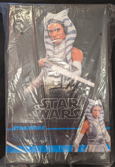 Hot Toys Television Masterpiece Ahsoka Tano TMS118 - Used