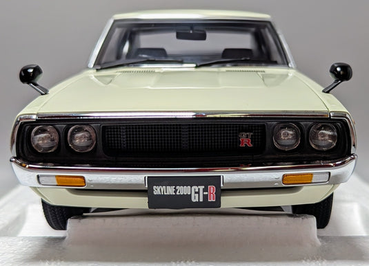 AUTOart 1/18 Nissan Skyline 2000 GT-R (KPGC110) White 77472 Composite Model - Used
