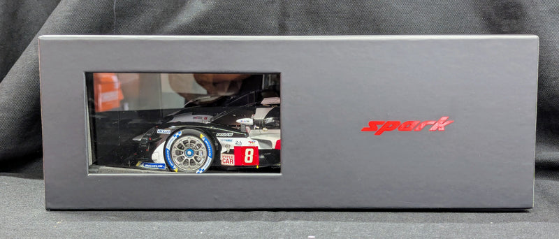 Laden Sie das Bild in Galerie -Viewer, Spark model 1/18 Toyota GR010 Hybrid #8 Gazoo Racing 2nd 24H Le Mans 2023 - Used
