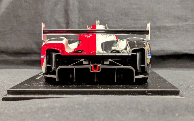 Laden Sie das Bild in Galerie -Viewer, Spark model 1/18 Toyota GR010 Hybrid #8 Gazoo Racing 2nd 24H Le Mans 2023 - Used
