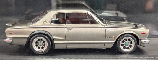 ignition model 1/43 Nissan Skyline 2000 GT-R (KPGC10) Silver IG0008 - Used
