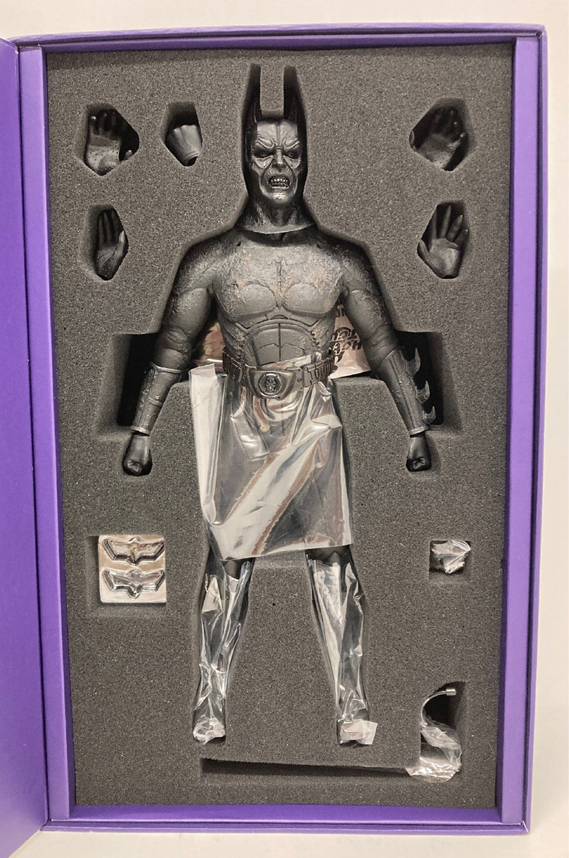Carica immagine in Galleria Viewer, Hot Toys Movie Masterpiece Batman Demon MMS140 - Used
