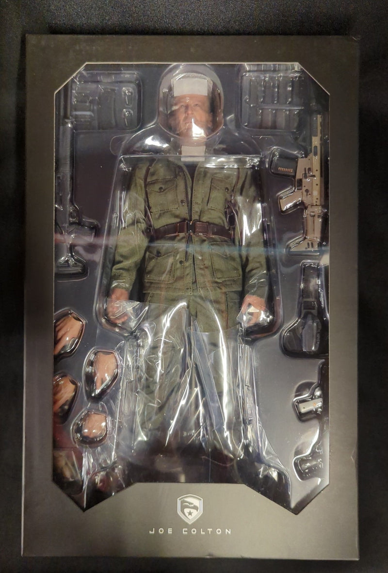 Load image into Gallery viewer, Hot Toys Movie Masterpiece Joe Colton MMS206 - Used
