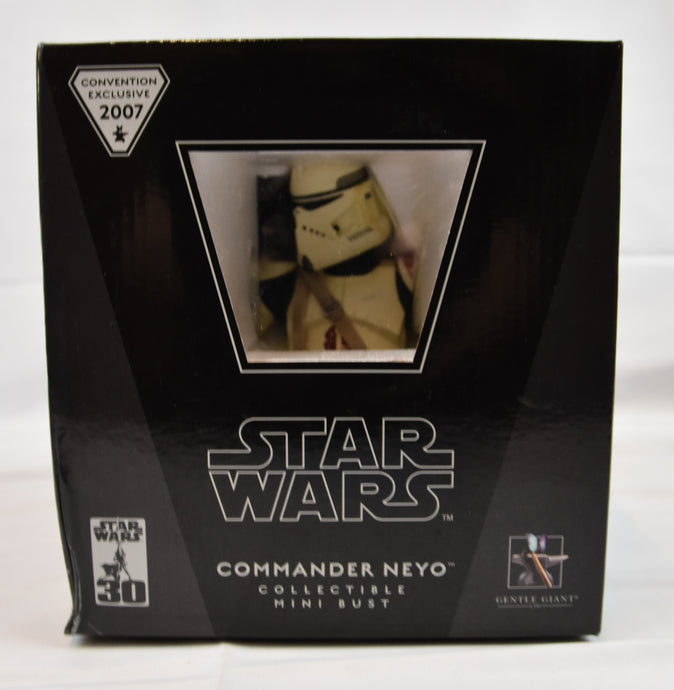 Gentle Giant Collectible Mini Bust Commander Neyo Convention Exclusive 2007 - Used