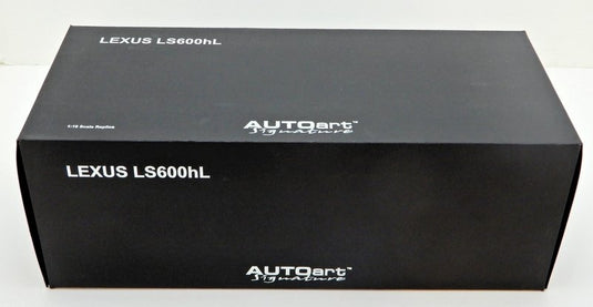 AUTOart Signature 1/18 Lexus LS600hL White Pearl Crystal Shine Black 78843 - Used
