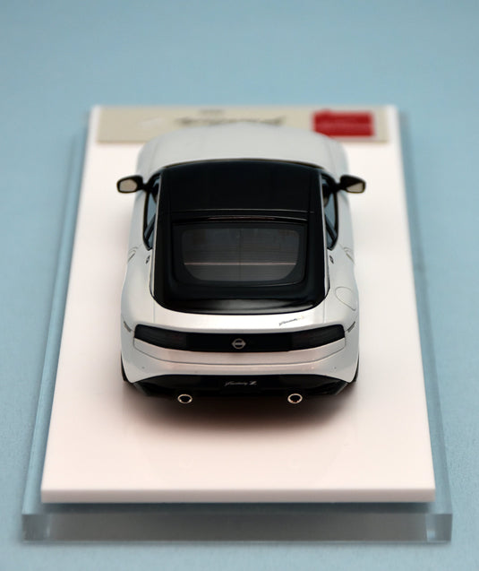 Eidolon 1/43 Nissan Fairlady Z (RZ34) 2023 Prism White Super Black EM648E - Used