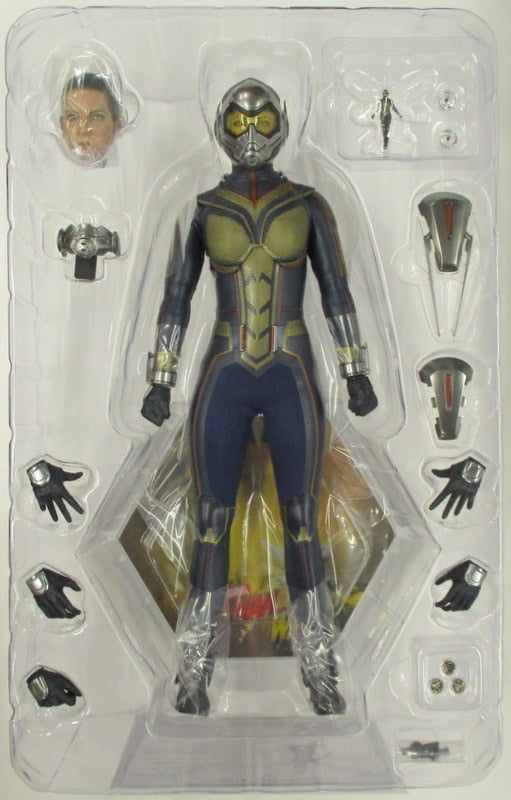 Load image into Gallery viewer, Hot Toys Movie Masterpiece The Wasp MMS498 - Used
