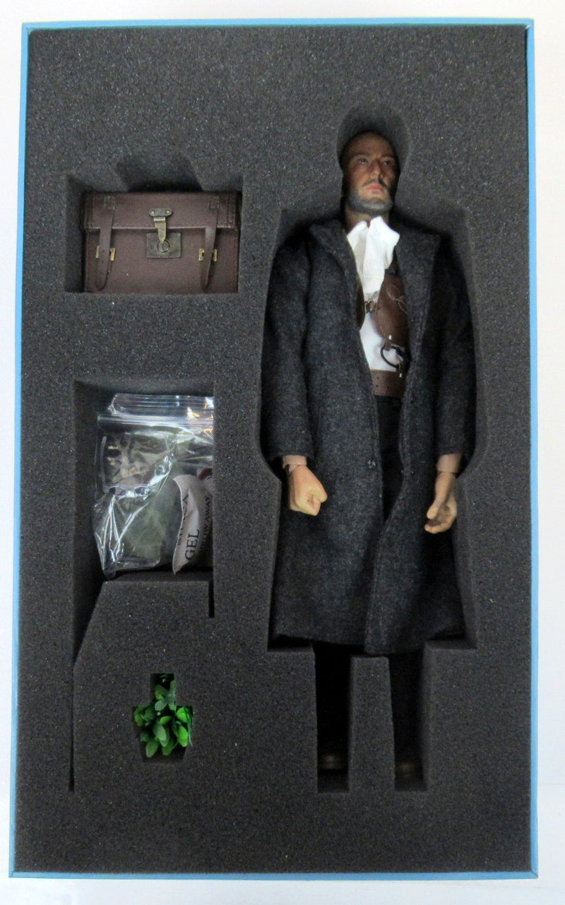 Carica immagine in Galleria Viewer, ArtToys Leon The Professional 1/6 Scale Collectible Figure (Orange Box) - Used
