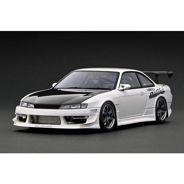 Chargez l&#39;image dans la visionneuse de la galerie, ignition modelIG3081 1/18 VERTEX S14 Silvia Pearl White With Engine
