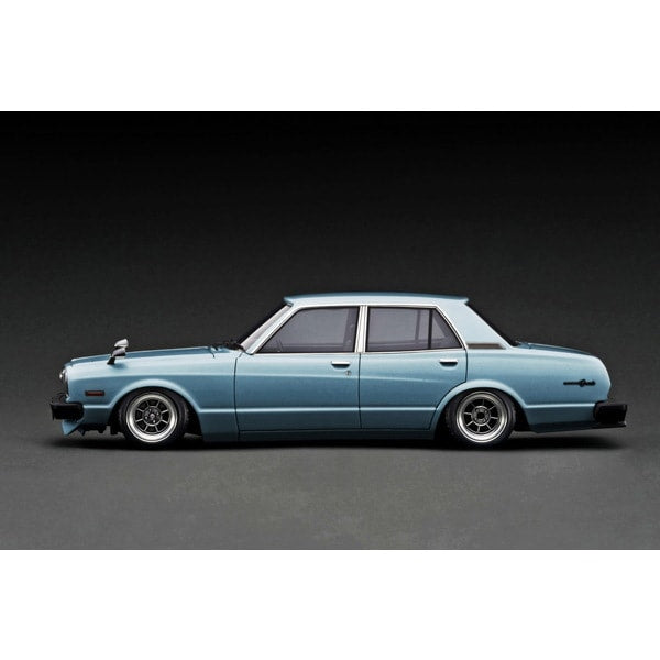 Carica immagine in Galleria Viewer, Pre-order ignition modelIG3432 1/18 Toyota MarkII Sedan Grande MX41 Light Blue Metallic
