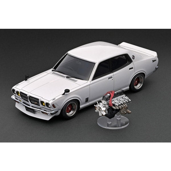 Laden Sie das Bild in Galerie -Viewer, ignition modelIG3167 1/18 Nissan Bluebird U 2000GTX G610 White with Engine
