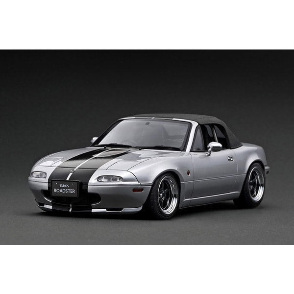 Carica immagine in Galleria Viewer, ignition modelIG3202 1/18 Eunos Roadster NA Silver With Engine
