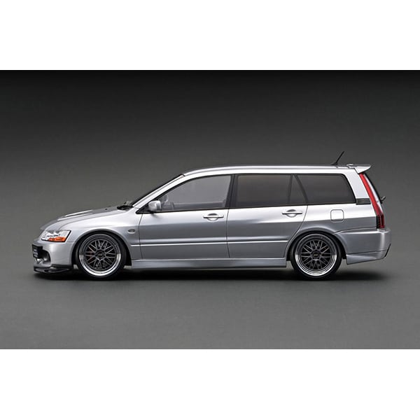 Carica immagine in Galleria Viewer, Pre-order ignition modelIG2769 1/18 Mitsubishi Lancer Evolution Wagon CT9W Silver With Engine
