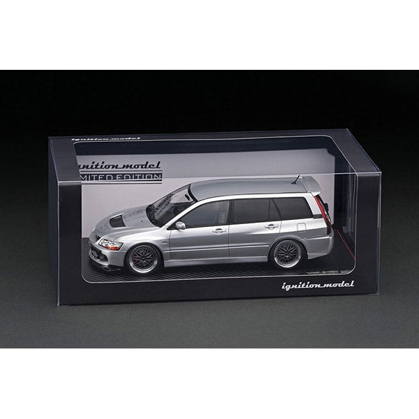 Load image into Gallery viewer, Pre-order ignition modelIG2769 1/18 Mitsubishi Lancer Evolution Wagon CT9W Silver With Engine
