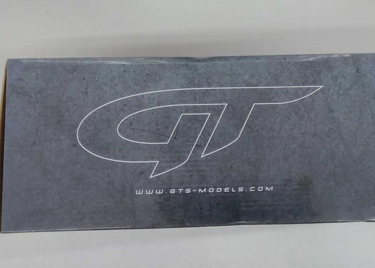 AUTOart GT-R R35 White 1/18 Scale Model Car– Used