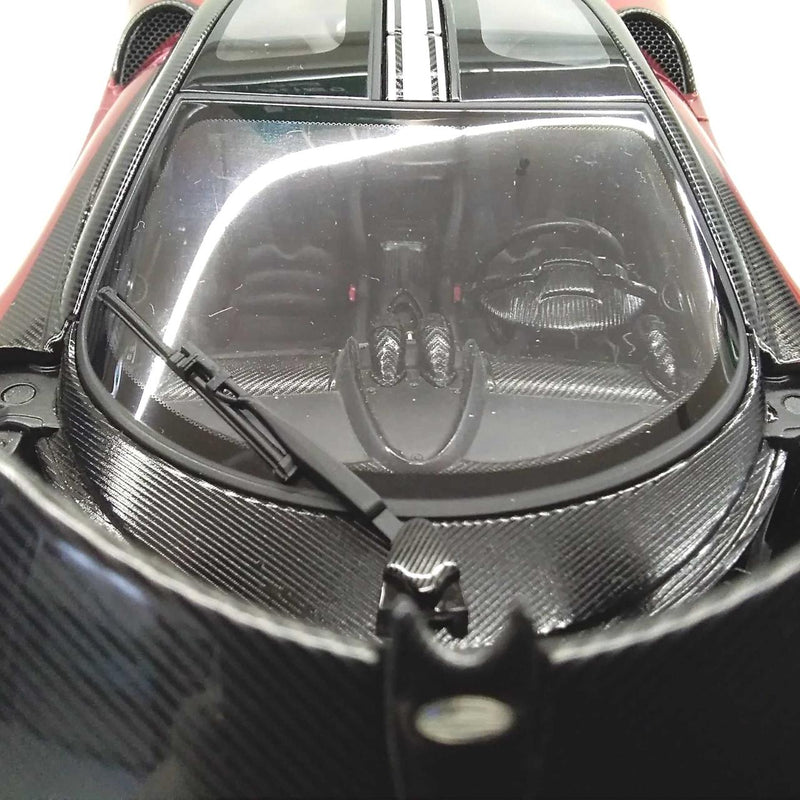 Cargue la imagen en el visor de la galería, AUTOart 78276 1/18 Pagani Huayra BC Scale Car– Used
