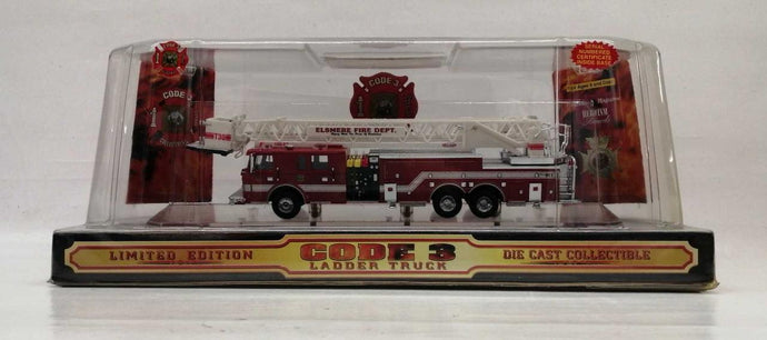 CODE 3 12910 ELSMERE FIRE DEPT T30 1/64 Diecast Model– Used