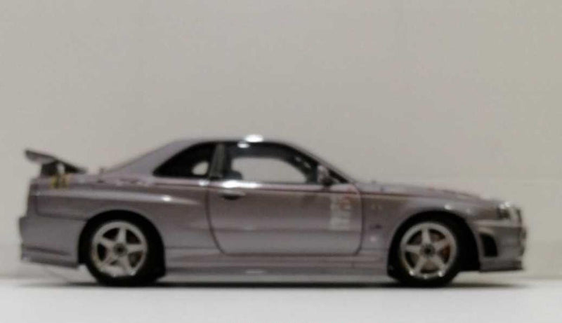 Load image into Gallery viewer, AUTOART Nismo Skyline GT-R R34 S-TUNE 1/18 Scale Car– Used
