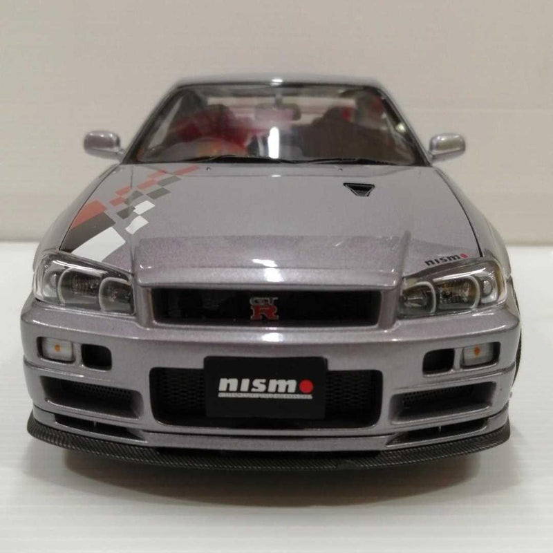 Load image into Gallery viewer, AUTOART Nismo Skyline GT-R R34 S-TUNE 1/18 Scale Car– Used
