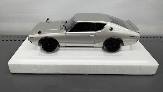 AUTOart Nissan Skyline 2000GT-R (KPGC110) 1/18 Scale Car– Used