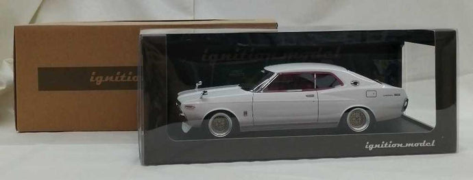 Ignition Model 1/18 Nissan Laurel 2000SGX (C130) White