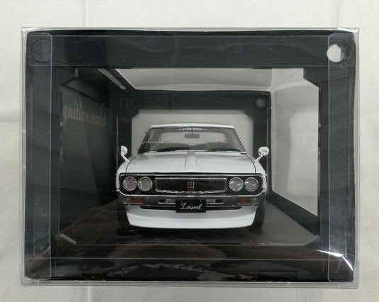 Ignition Model 1/18 Nissan Laurel 2000SGX (C130) White