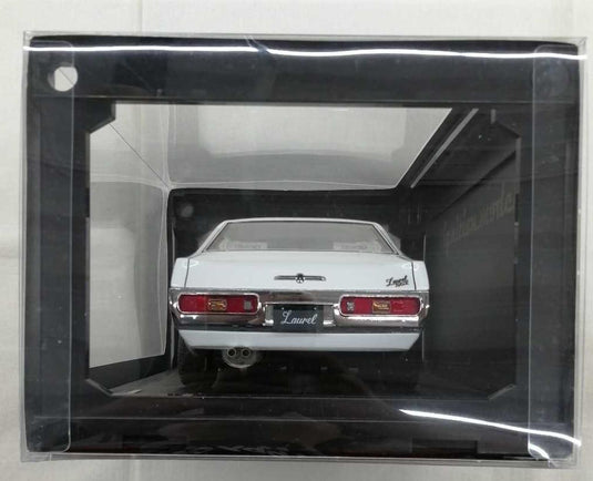 Ignition Model 1/18 Nissan Laurel 2000SGX (C130) White