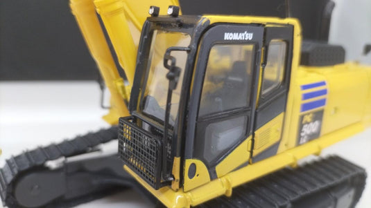 KOMATSU 1/43 Komatsu PC500LC-10M0 Excavator Scale Model– Used