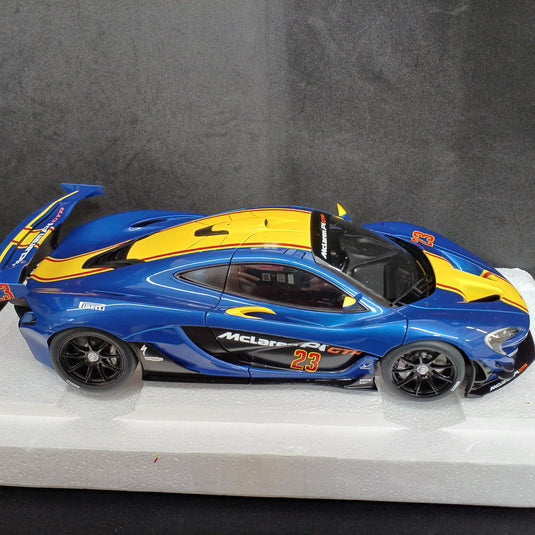 AUTOart McLaren P1 GTR Blue/Yellow 1/18 Scale Car– Used