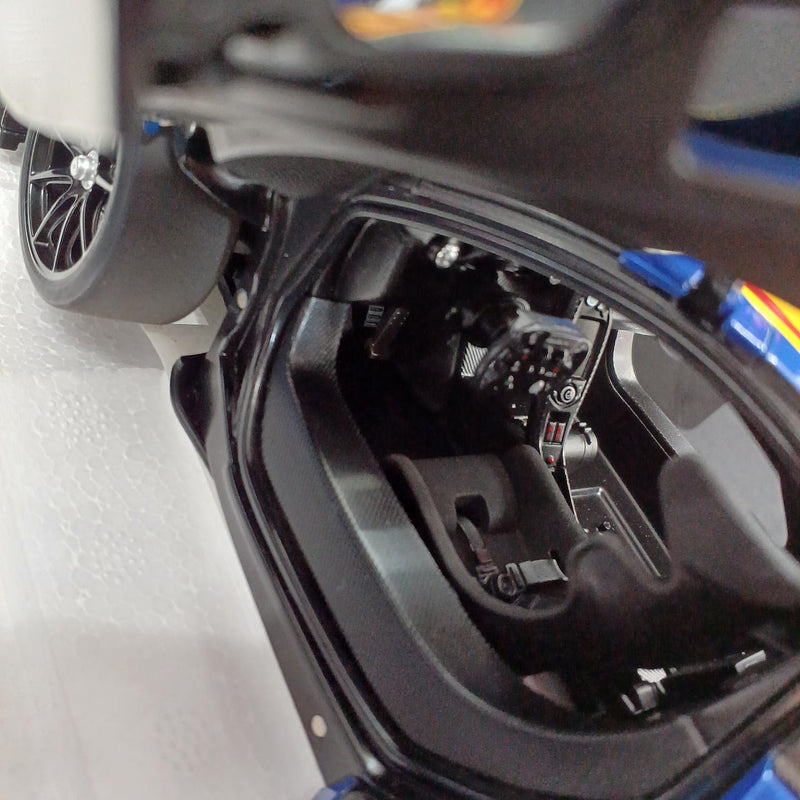 Load image into Gallery viewer, AUTOart McLaren P1 GTR Blue/Yellow 1/18 Scale Car– Used
