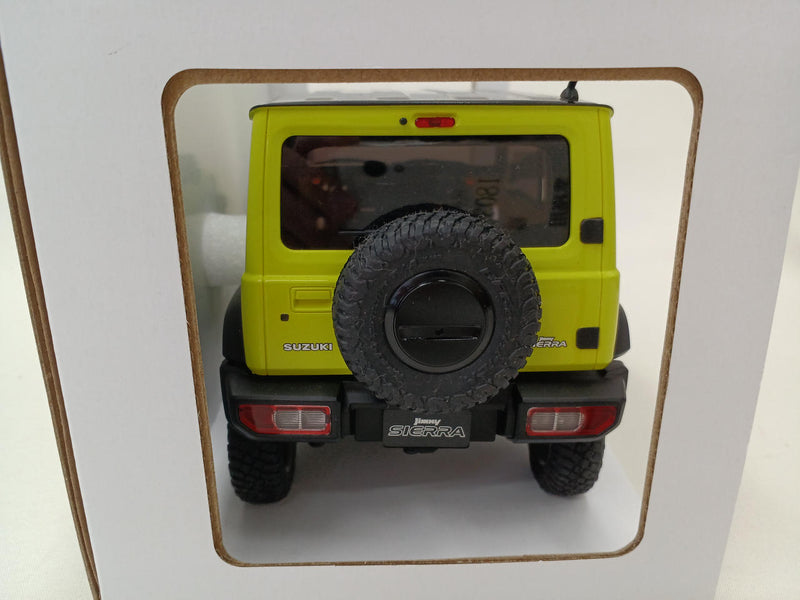 Chargez l&#39;image dans la visionneuse de la galerie, KYOSHO SUZUKI Jimny Sierra RC Car - Used
