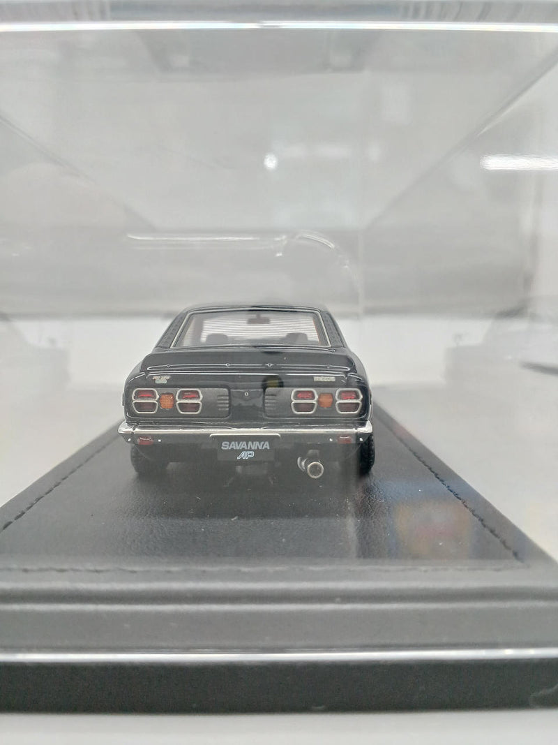 Cargue la imagen en el visor de la galería, Watanabe Mazda Savanna S124A 1/43 Scale Model Car– Used
