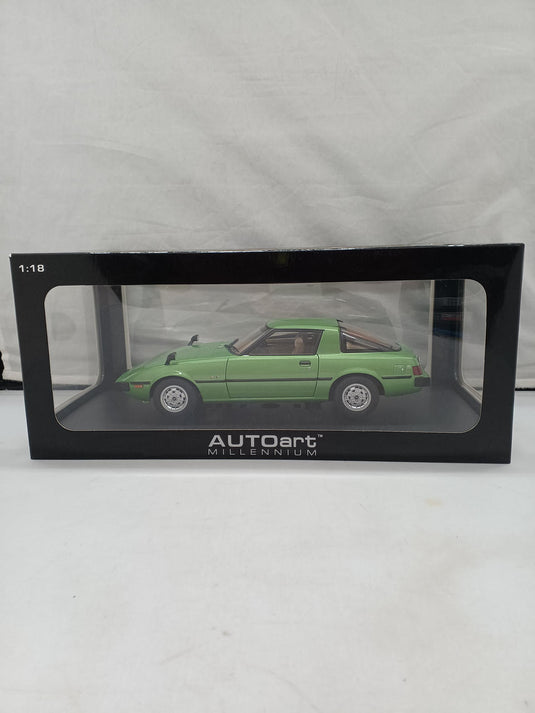 AUTOart MAZDA SAVANNA RX-7 (SA) Mach Green Metallic 1/18 Scale– Used