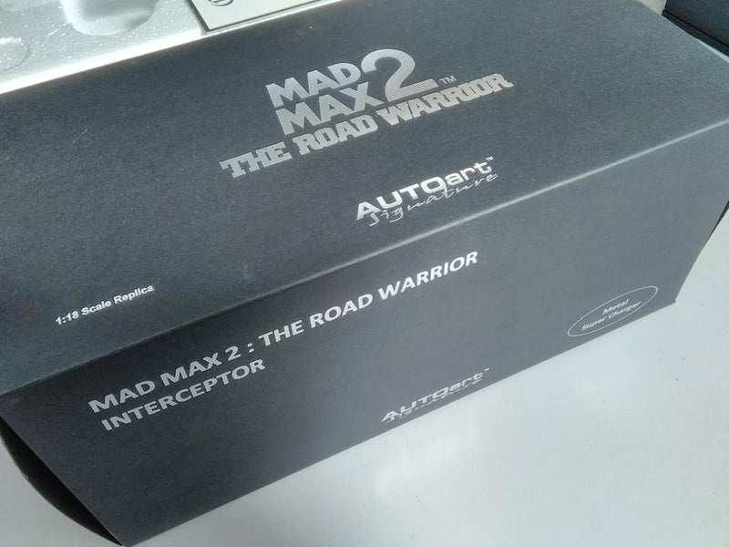 Laden Sie das Bild in Galerie -Viewer, AUTOart &quot;Mad Max&quot; Black Interceptor Upgraded Version 1/18 Scale– Used

