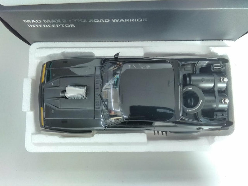 Laden Sie das Bild in Galerie -Viewer, AUTOart &quot;Mad Max&quot; Black Interceptor Upgraded Version 1/18 Scale– Used

