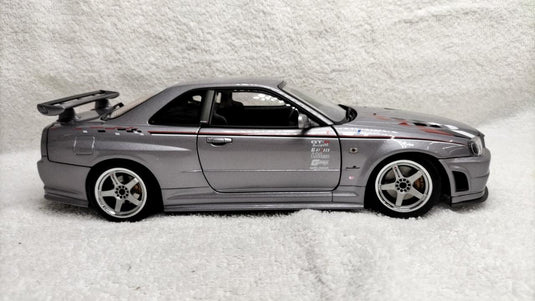 AUTOART R34 S-TUNE 1/18 Scale Model Car– Used