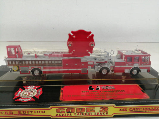 CODE 3 1/64 CITY OF LOS ANGELES AERIAL LADDER Diecast Model– Used