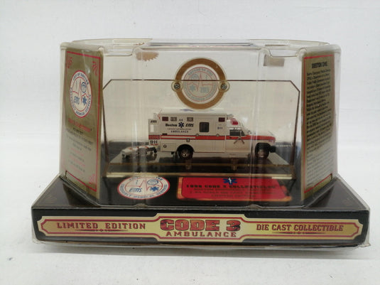 CODE 3 COLLECTIBLES BOSTON AMBULANCE NUMBER 6 1/64 Diecast Model– Used