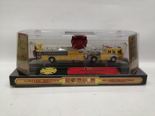 CODE 3 1/64 CHINO VALLEY INDEPENDENT Fire Engine Diecast Model– Used
