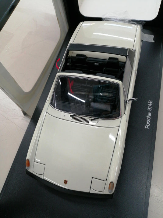 AUTOART PORSCHE 914/6 1/18 Scale Model Car– Used