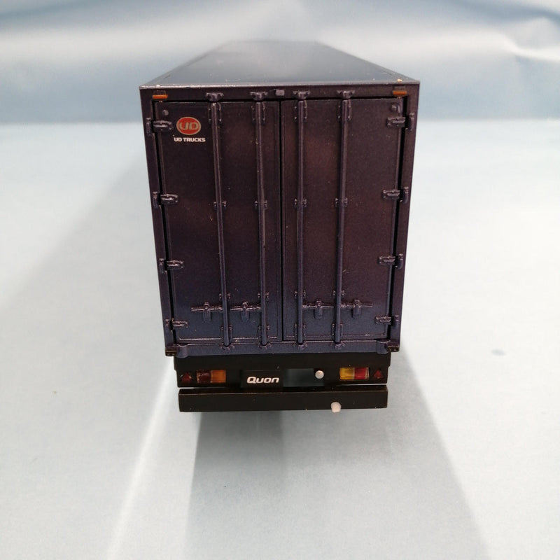 Cargue la imagen en el visor de la galería, UD TRUCKS 1/50 QUON Dark Blue Scale Model– Used

